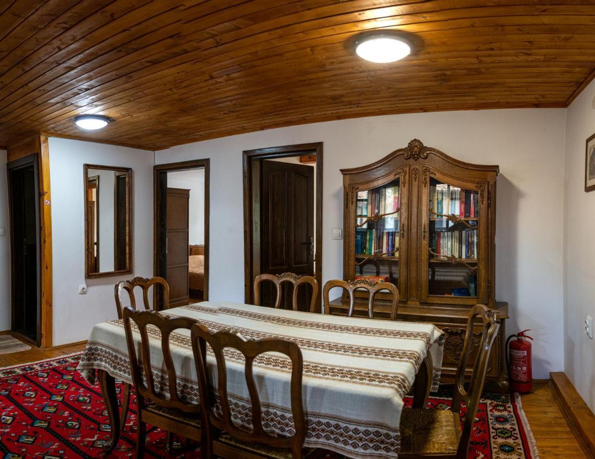 Razsukanova House , Разсукановата Къща Elena Ngoại thất bức ảnh